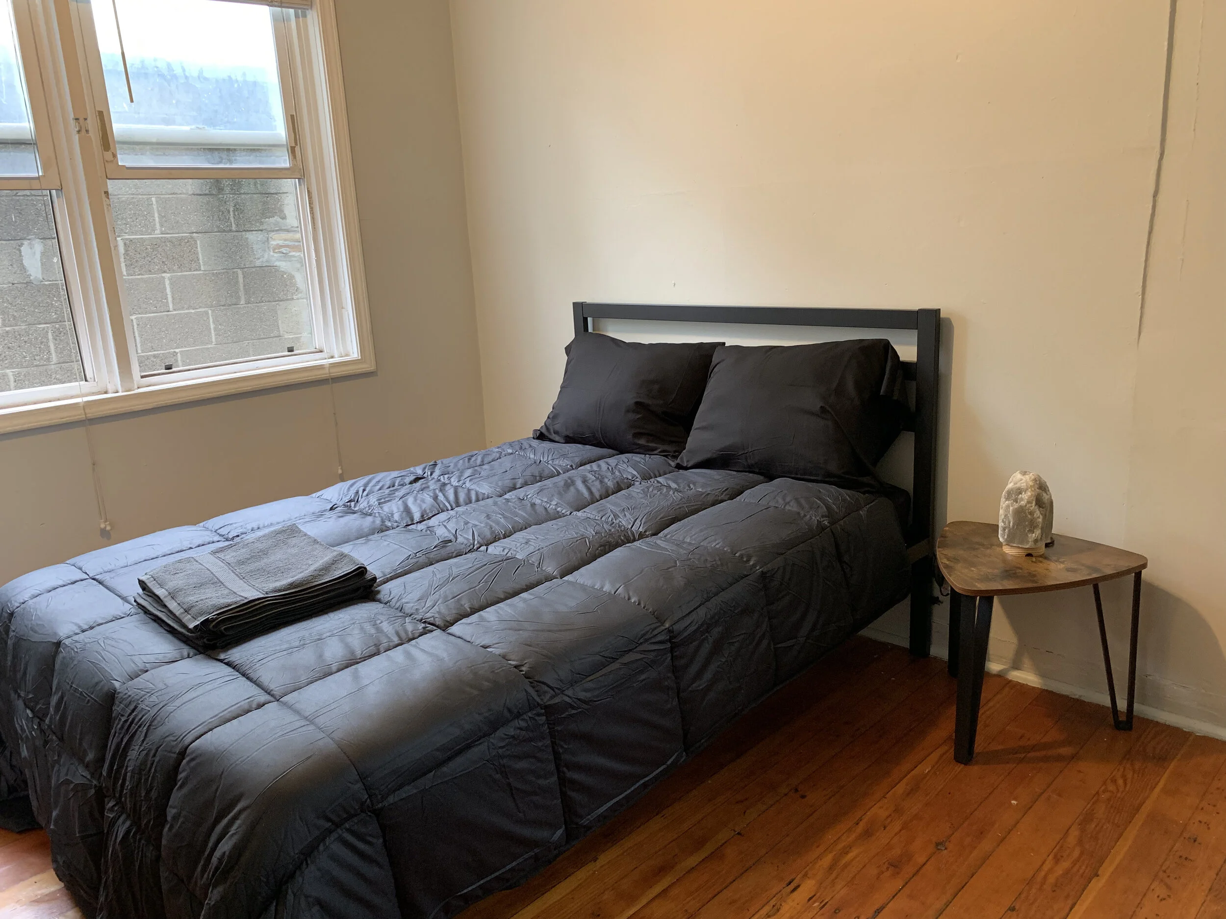 Bedroom - 2.jpg