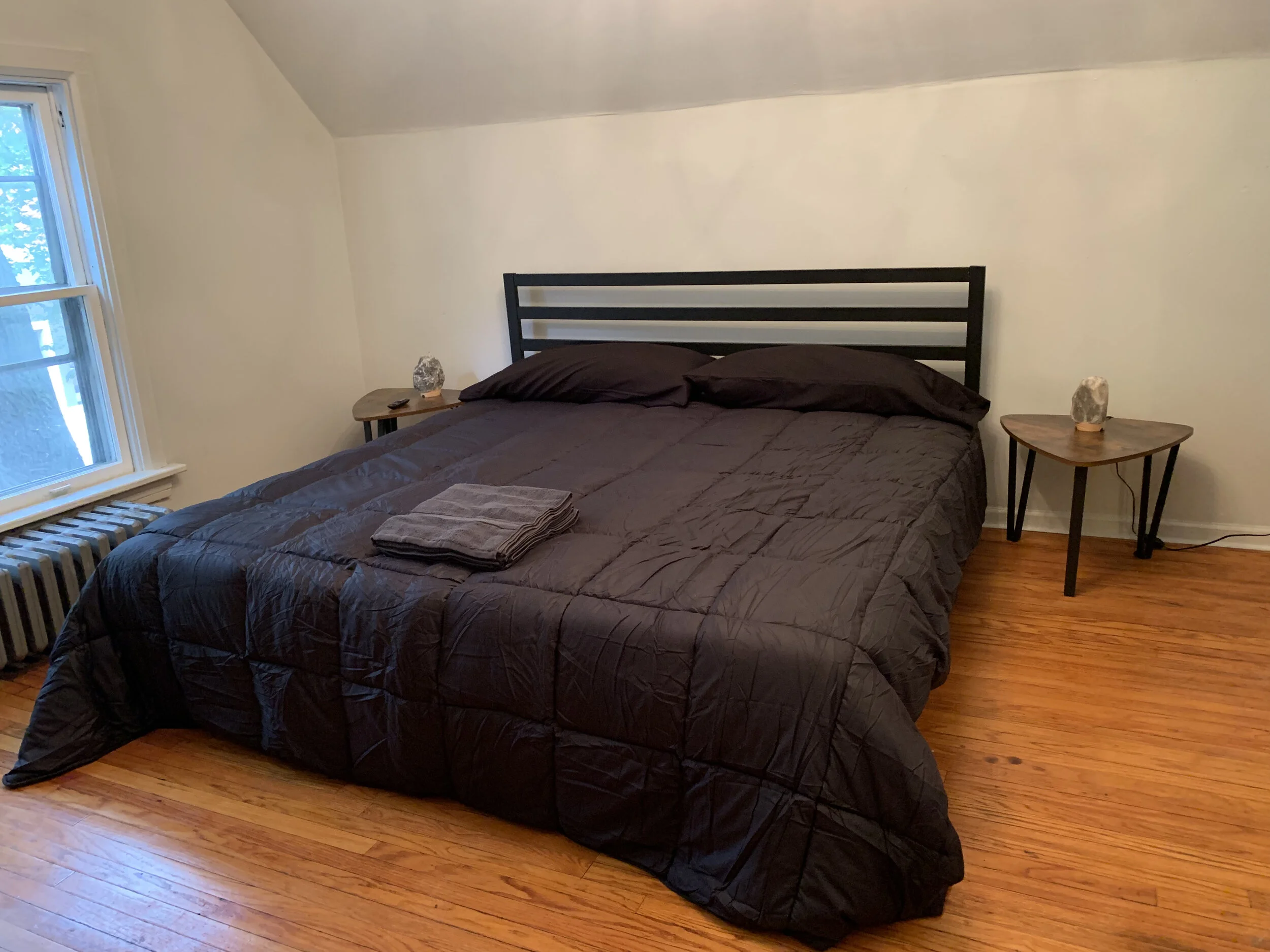 Bedroom #6.jpg