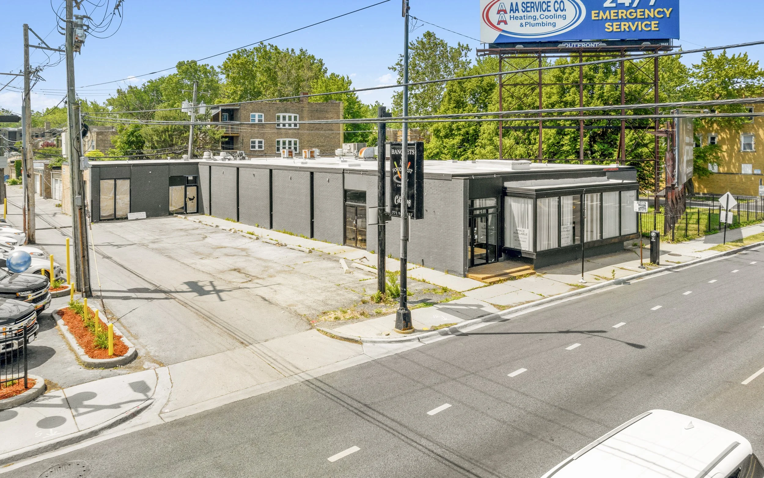 2415-W-Peterson-Ave-Chicago-IL-13 (1).jpg