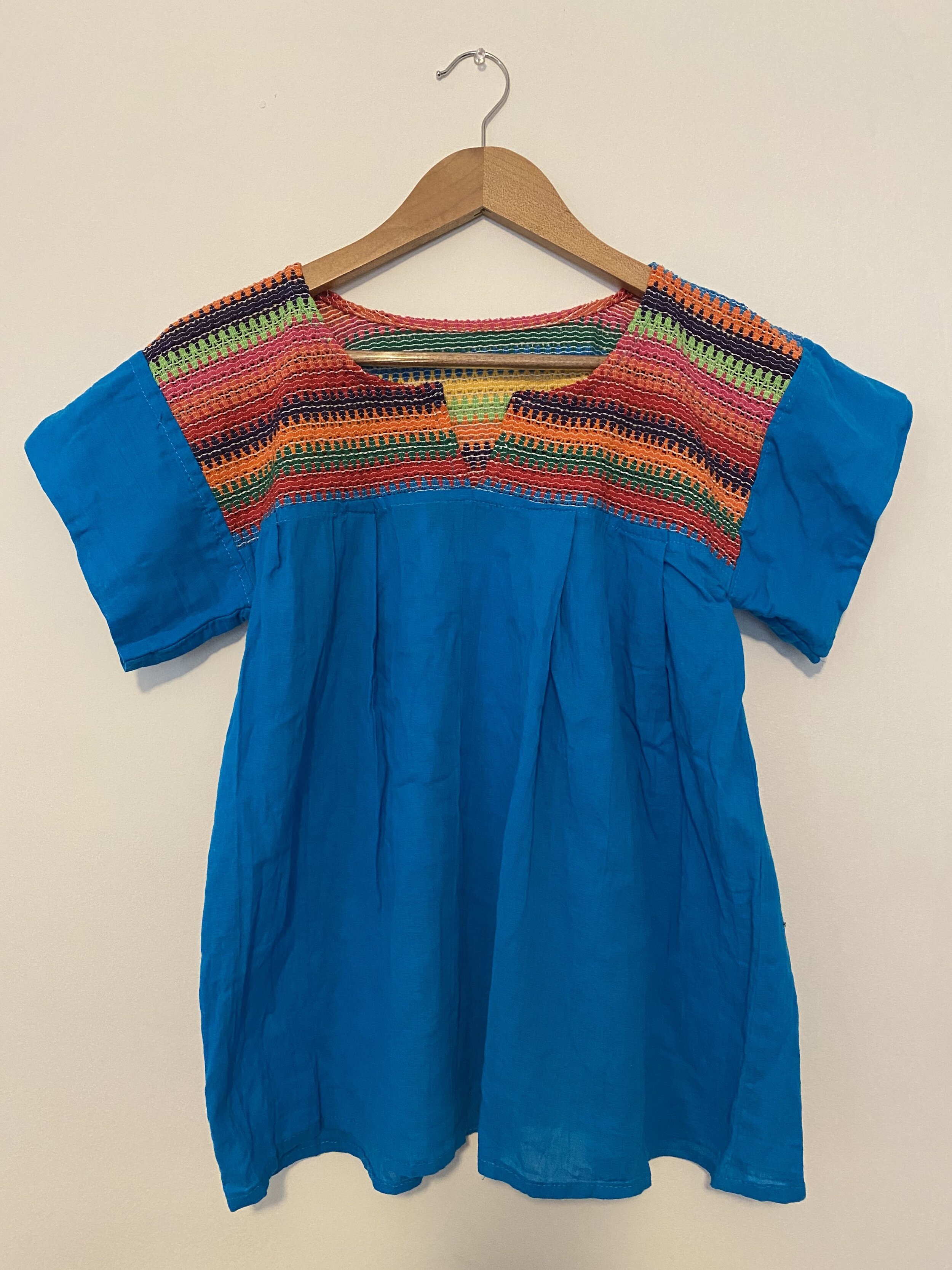 1. Handmade top / No label / S-M