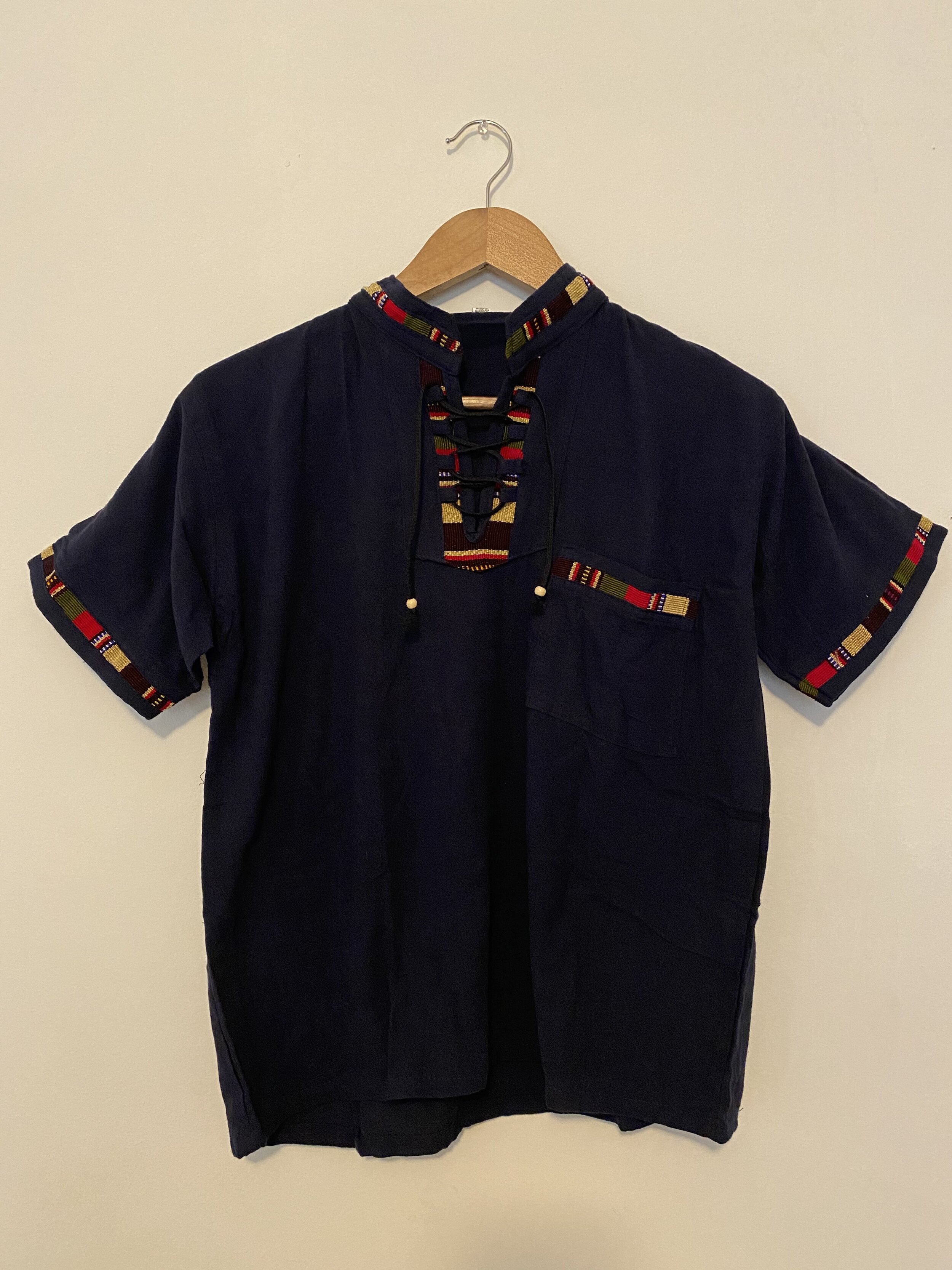 23. Handmade shirt / No label / S