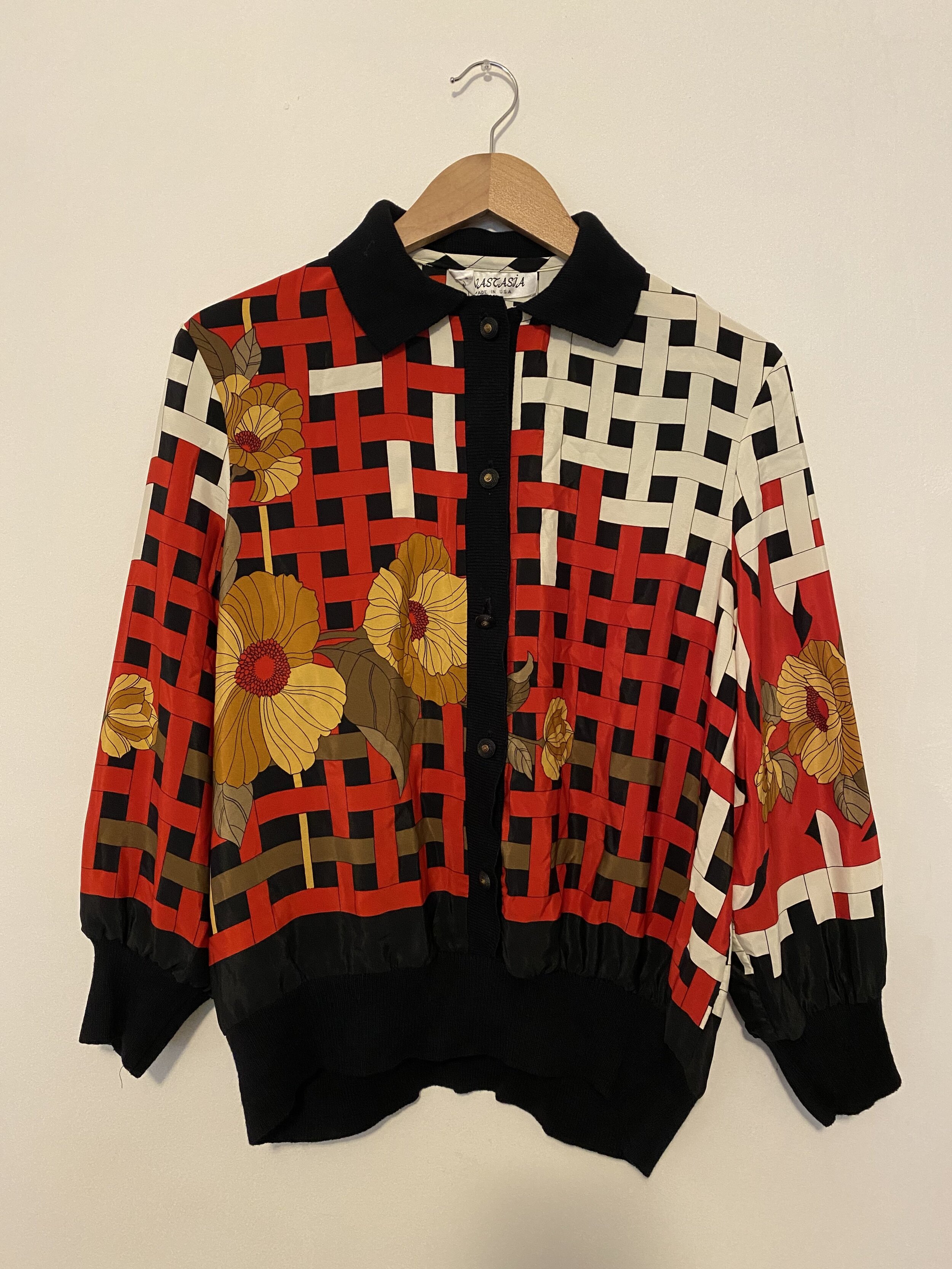 4. Long Sleeve Floral Button Up / Anastasia / M-L