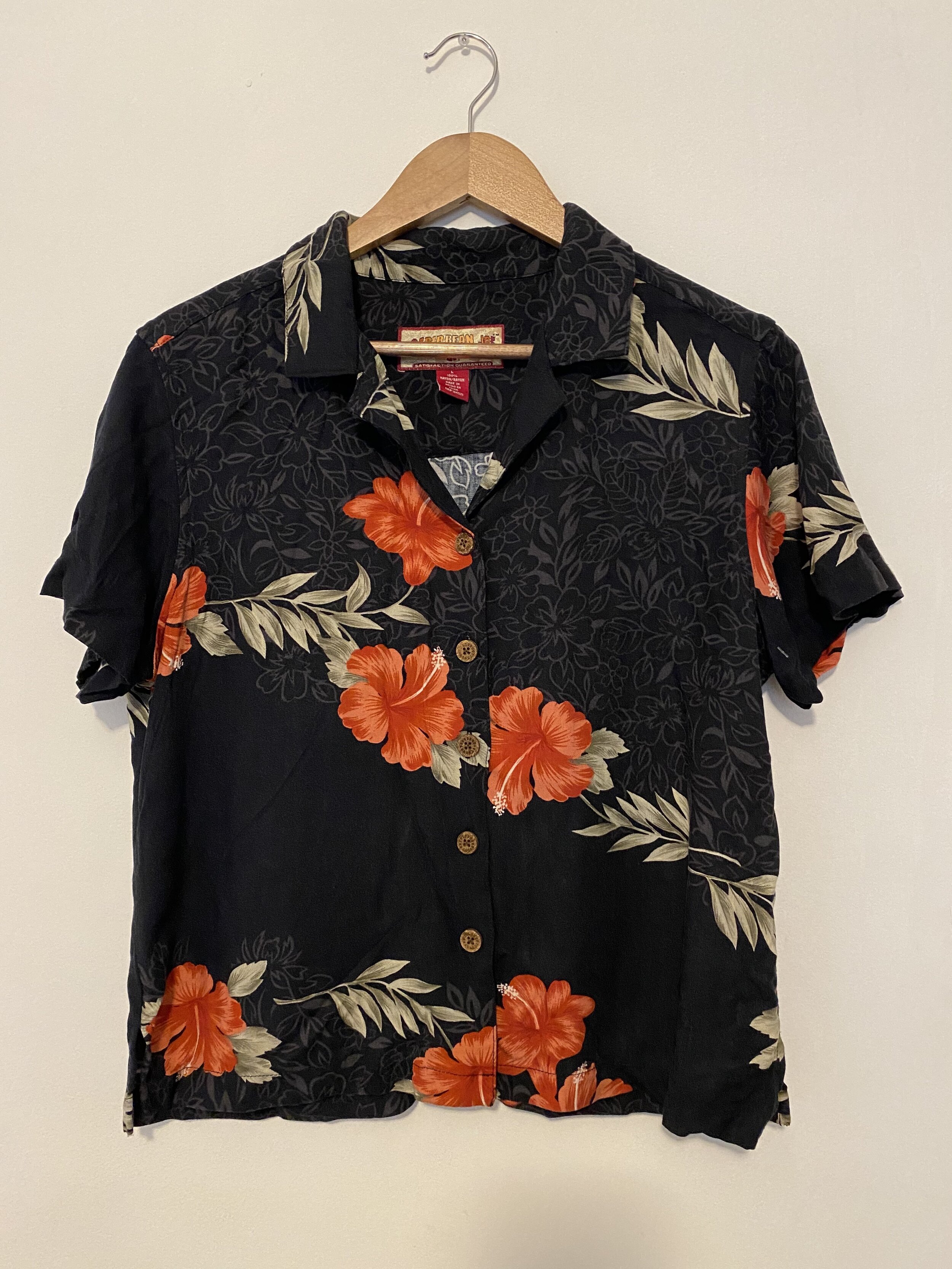 13. Floral shirt / Caribbean Joe / L