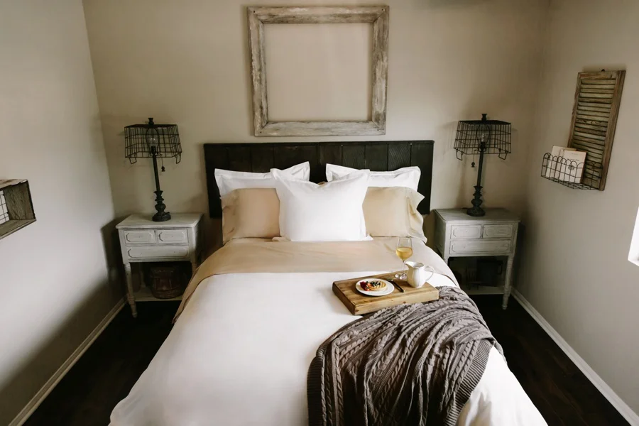 Boll & Branch Bedding // New Dune Color Sheet- Kandis Marino Photography©