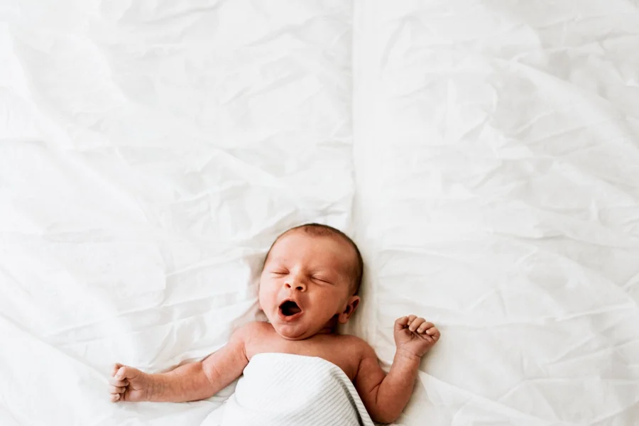 Meeting Baby Loden // The Schaefer Family- Kandis Marino Photography©
