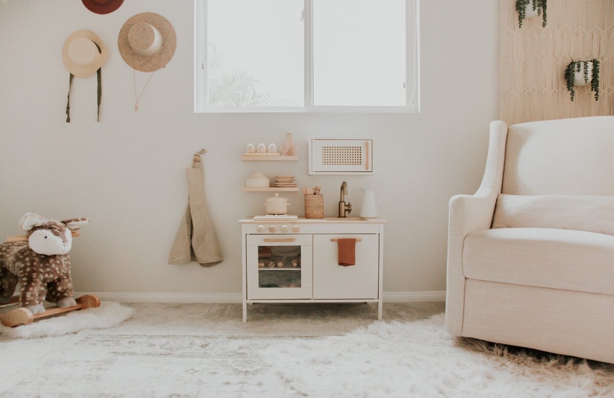 Kandis_Marino_Photography_Lifestyle_Influencer_Baby_Mom_Blogger_Mommy_Blog_ikea_hack_play_kitchen_modern_boho_nursery_diy_wood_neutral_0019.jpg