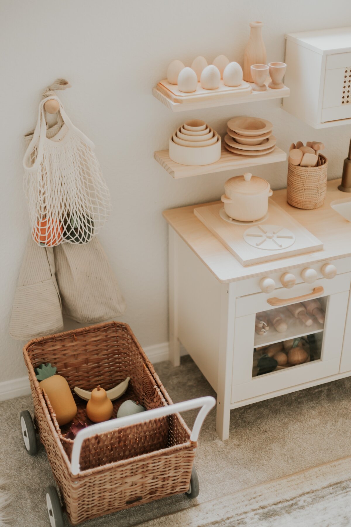 Kandis_Marino_Photography_Lifestyle_Influencer_Baby_Mom_Blogger_Mommy_Blog_ikea_hack_play_kitchen_modern_boho_nursery_diy_wood_neutral_0028.jpg