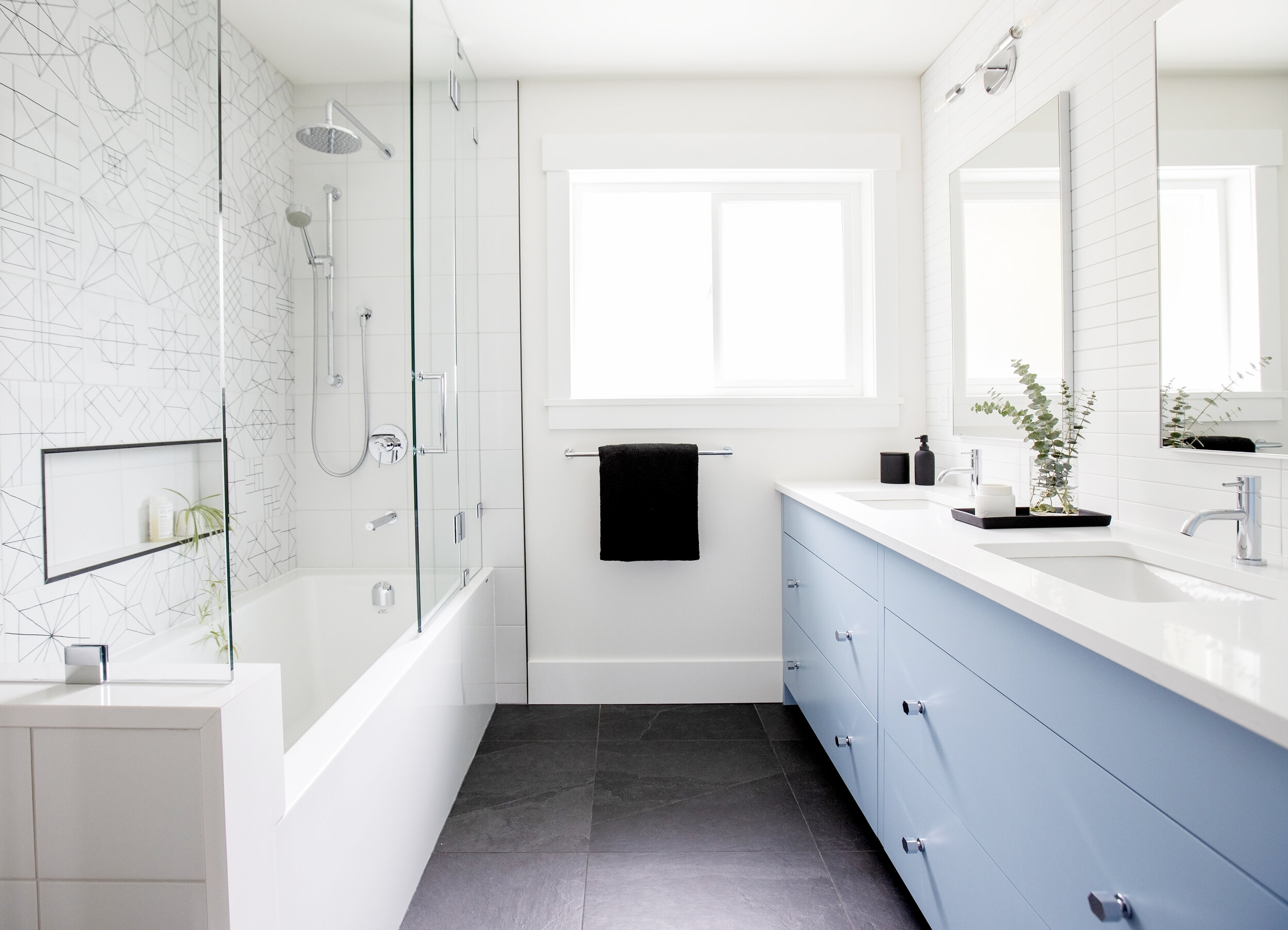 Jamie Banfield Desig, bathroom, master bathroom, hardware, storage, towels, diy project, wood, quartz, stone, black hardware, design, interior design, bathroom, bath, vancoouver, shower, vancity, mirror, light fixture, blue, cabinet, bejamine moore.jpg