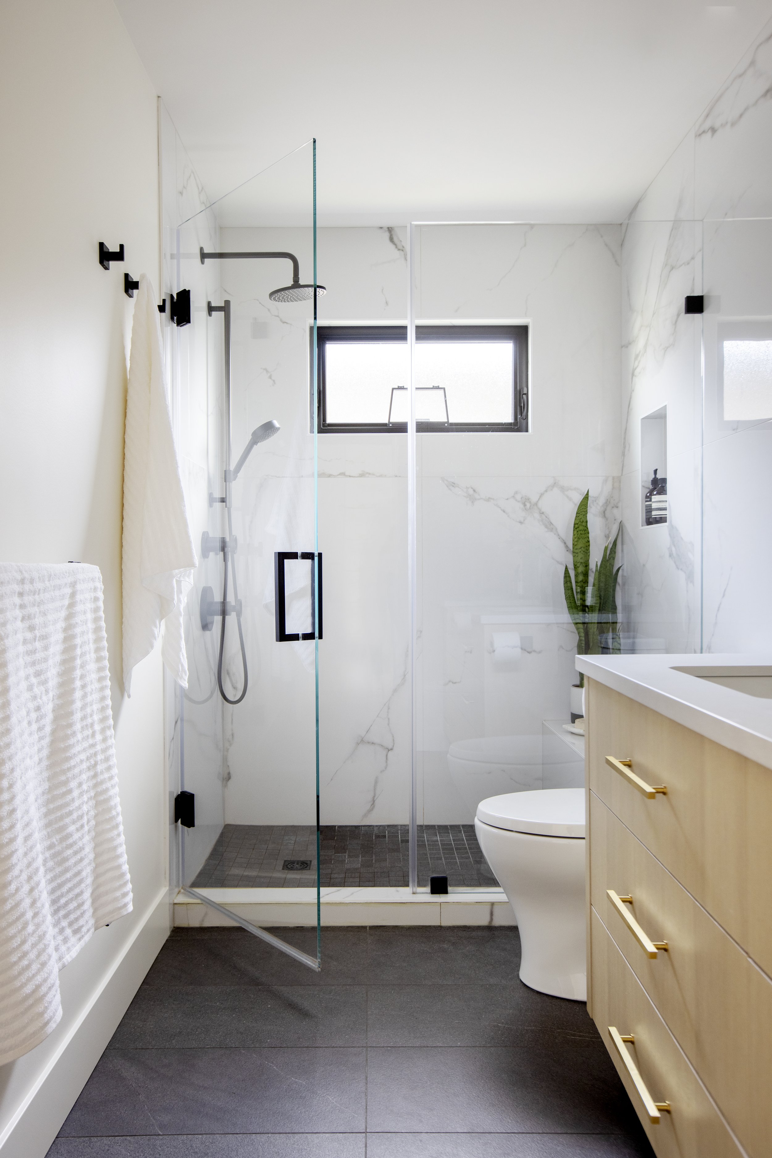 Jamie Banfield Design - Bathroom - Art Vancovuer Special-6.jpg