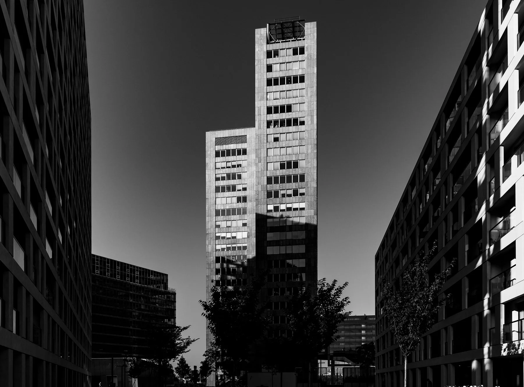 Schwarz Weiß Fotografie von Architektur-Architekturfotograf Schwarz Weiß-Fotograf Schwarz Weiss