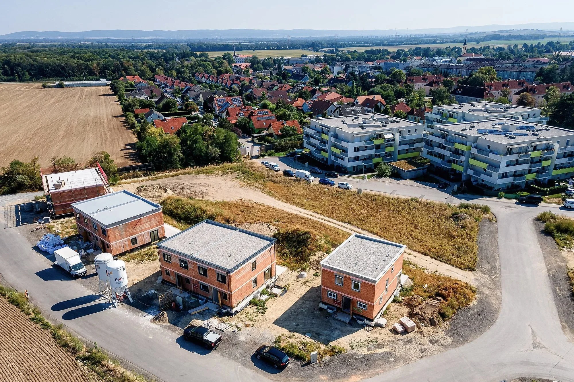 Baustellenfotos mit Drohne-Baustellenfotos Dienstleister-Fotograf für Baustellen