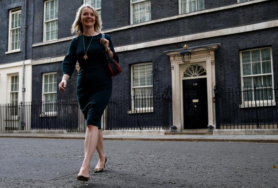 As UK Accelerates Post-Brexit Freeport Plans, Trade Secretary Truss Takes Lessons From U.S.