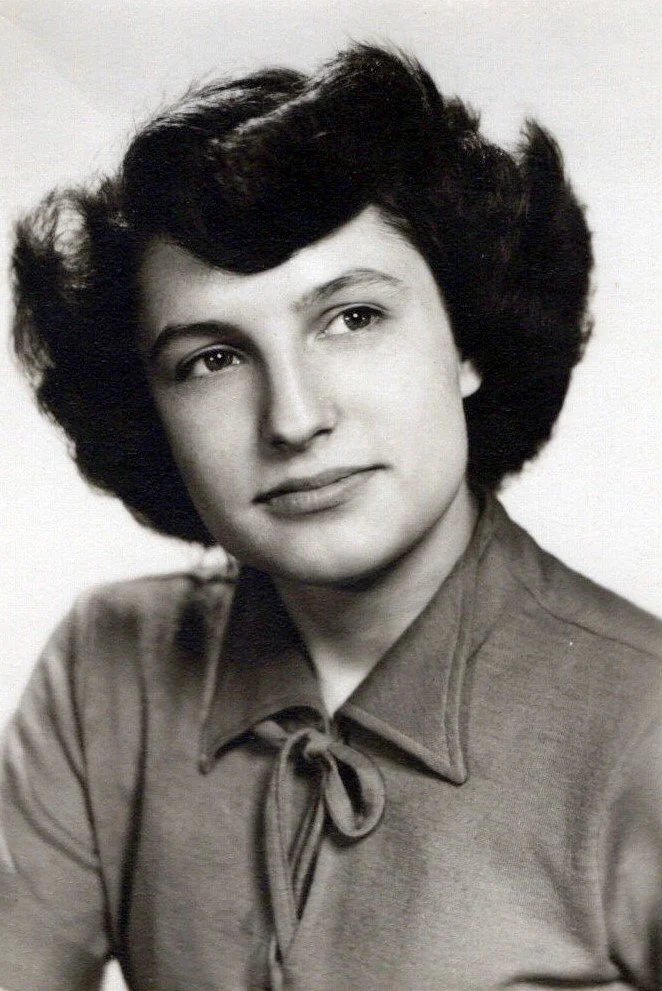 Elizabeth Mary "Buzzi" Kreider
