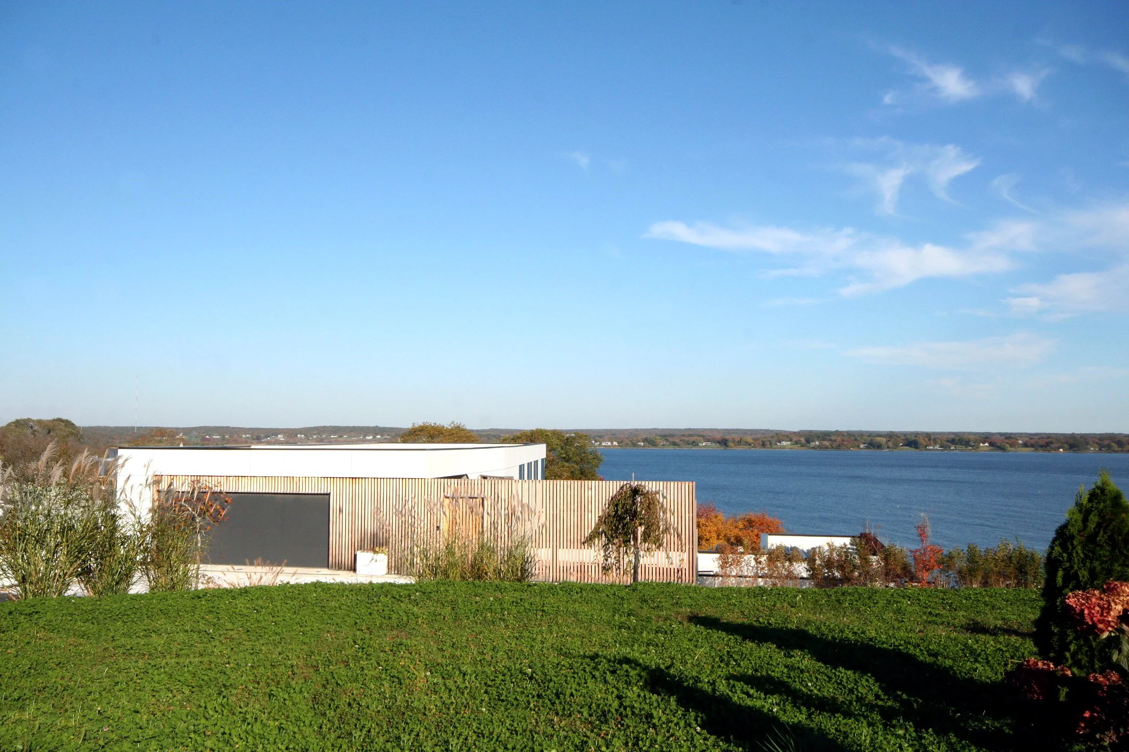 1310_WEB_04.jpg