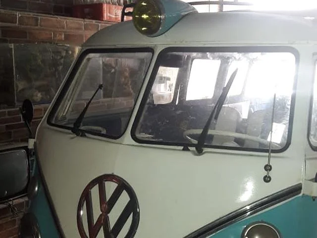 Soon on #sale in #antwerp #city #belgium #vw #volkswagen #oldtimer #t1 #kombi 1974 direct #import from #brasil!
Available #december contact: info@caruremotors.be