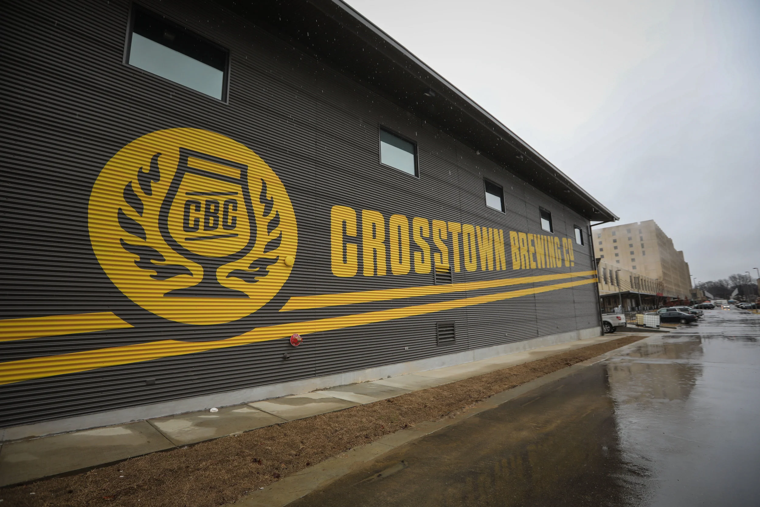 blog_crosstown-brewing-opening11.jpg