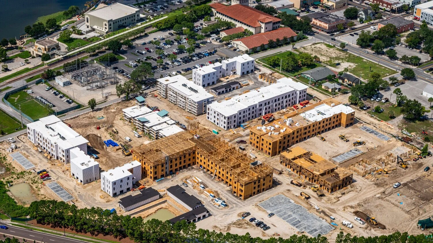 mirrorton Lakeland 4