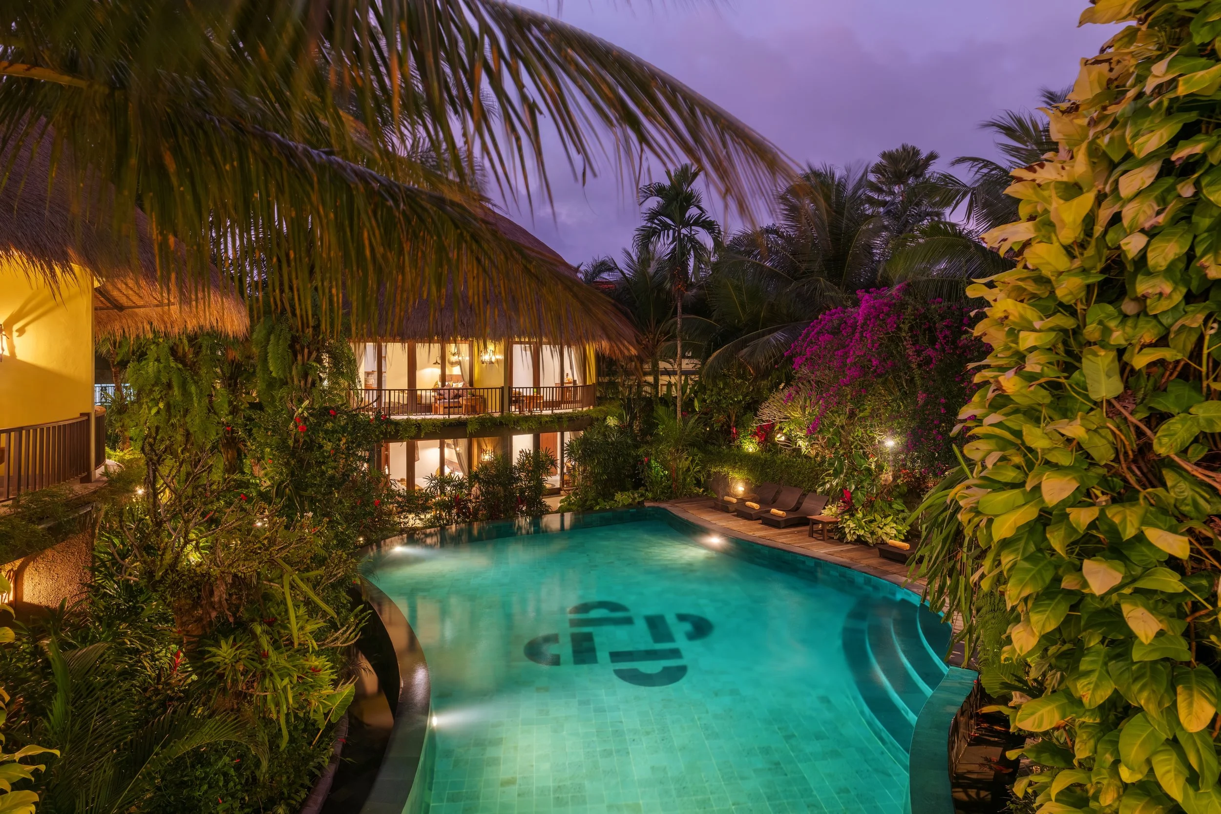 honai-resort-ubud-swimming-pool-night.jpg