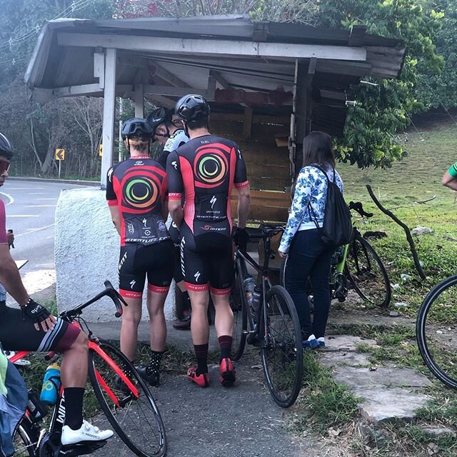 Team INTENT races in Colombia 🇨🇴!! .
A few of us are here training &amp; we got to jump into a Colombian Chequeo (road race) today!  Kudos to @t_dittmer for staying in &amp; makin moves! .
#intentraceteam #colombia🇨🇴 #racewithintent