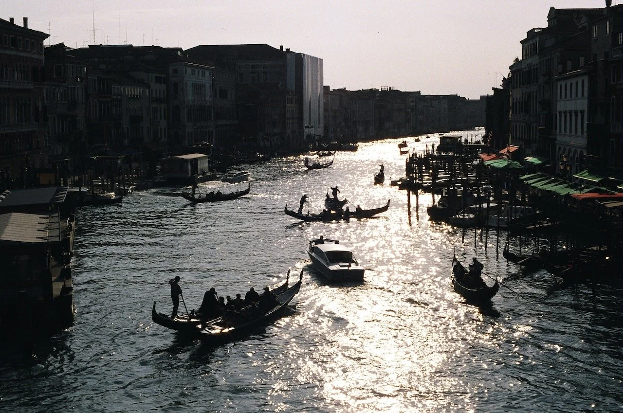 on Ponte di Rialto, Venice 2001