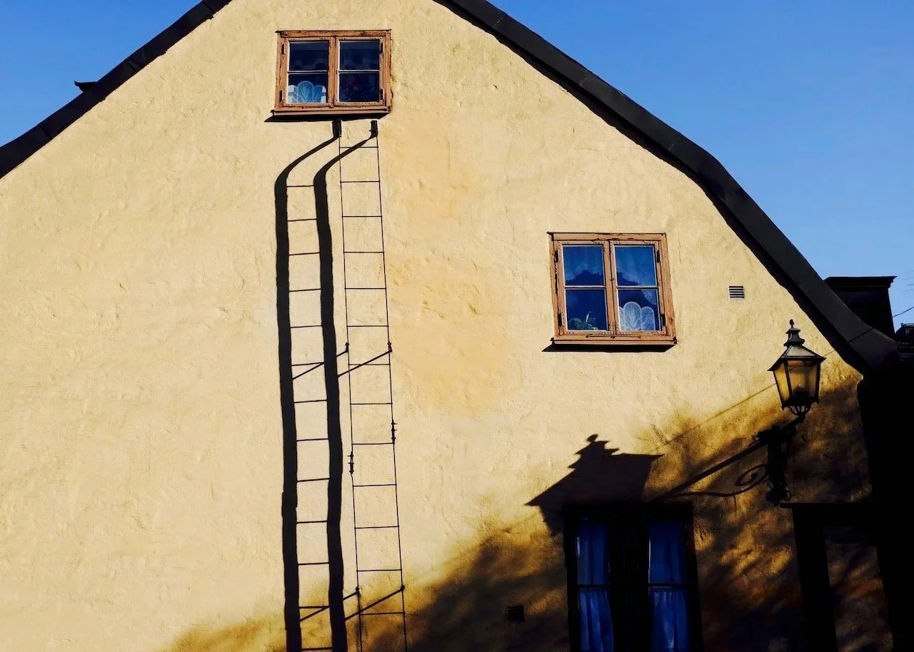 yellow wall / Stockholm