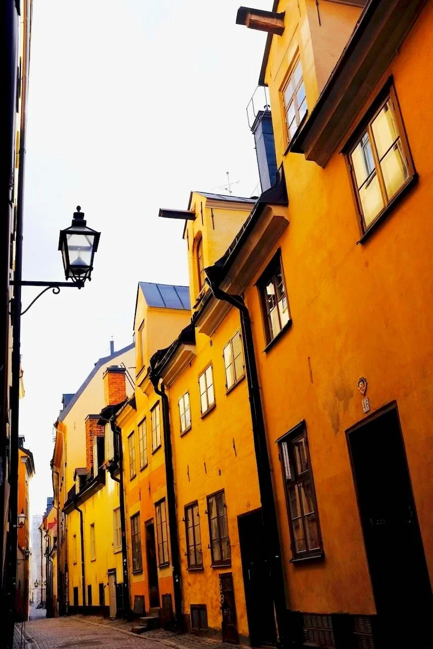Yellow street, Gamla stan, STHLM