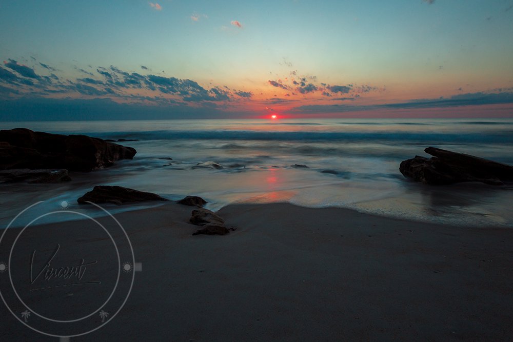 VincentZ_2026_PalmCoast_LX_Sunrise_Waves&Coquina_8033_SM.jpg