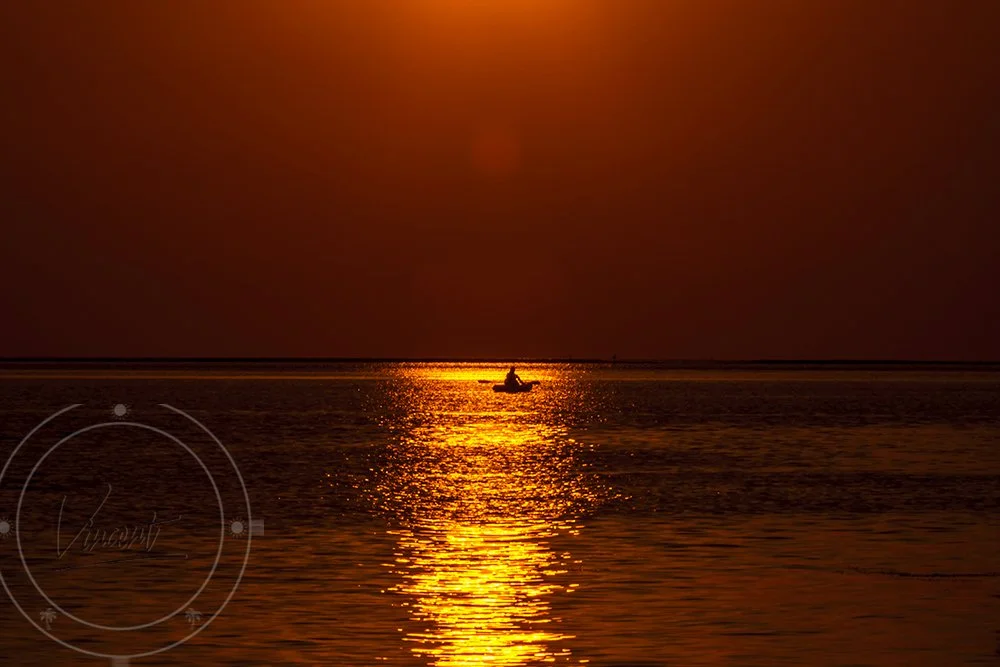 VincentZ_2026_CrystalRiver_Sunset_Kayaker_3383.jpg