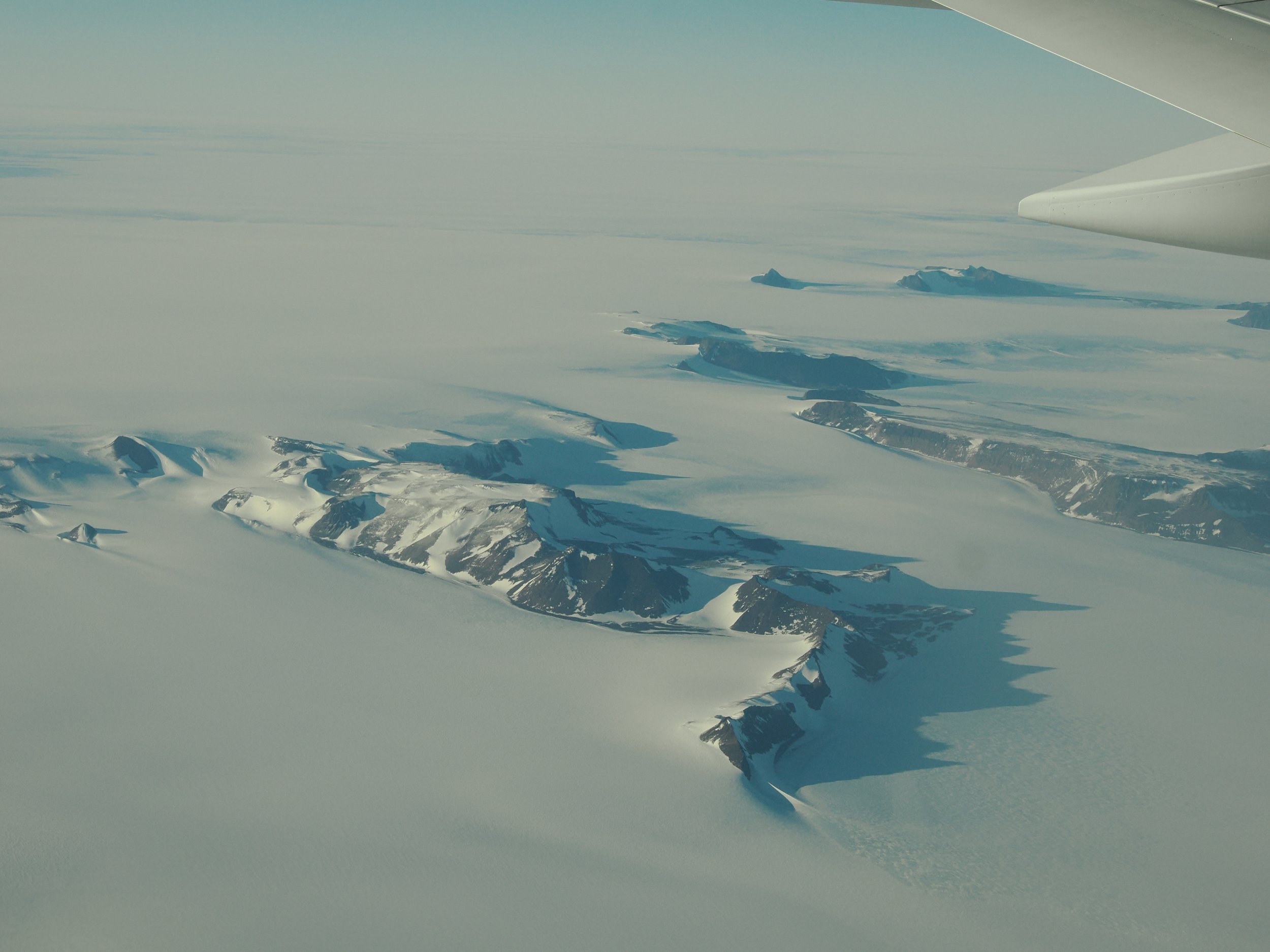 Nathan Bindoff Antarctica Flight NYE 22 23PC310405.JPG