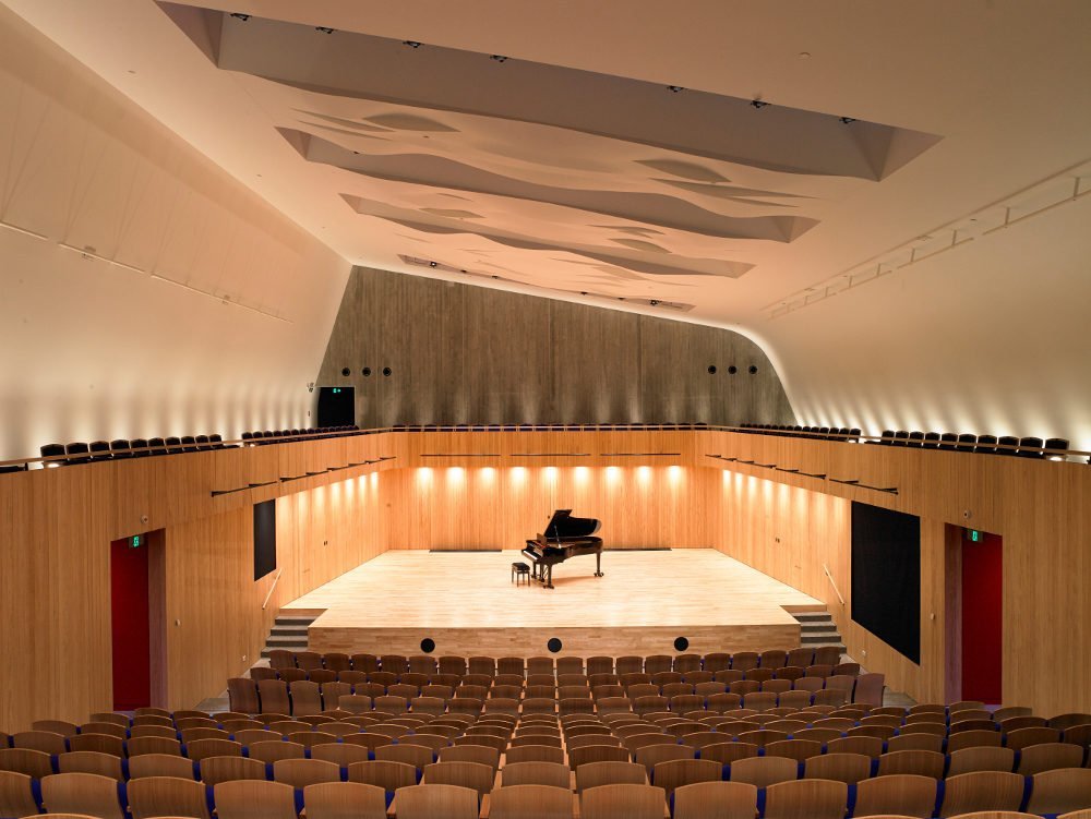 Iona College Performing Arts Centre and Library
