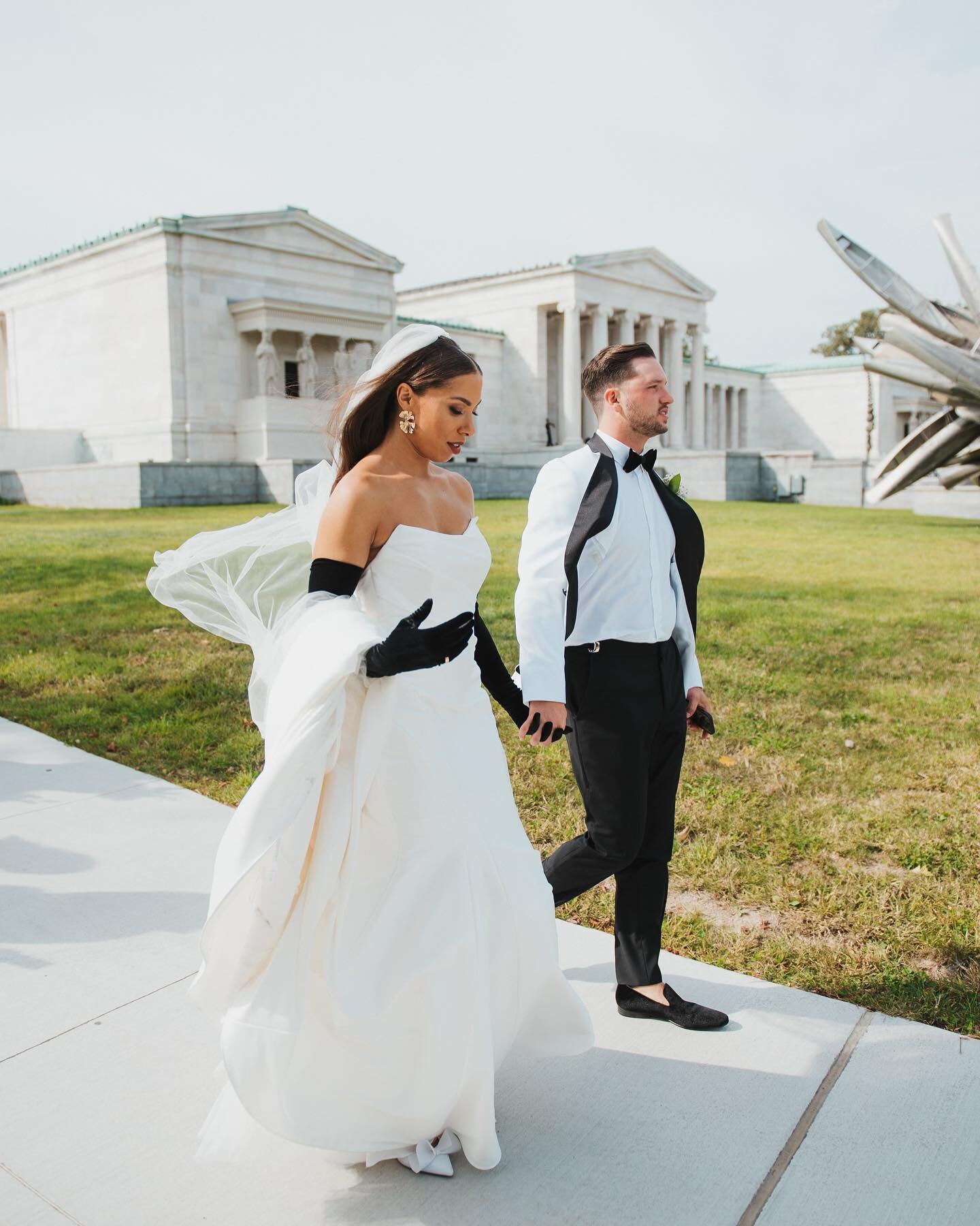 Our wedding was an absolute dream. Truly, one of the best weekends of my entire life. 
Pushin P for eternity, honeyyyyyy. 

P.S. Happy Birthday, Husband🥰 @p_cudi 

Photos by @sarahgarbin 🖤
Hair by @hair_by_terezrevae 🖤
Makeup by @_lcartistry 🖤
Dr