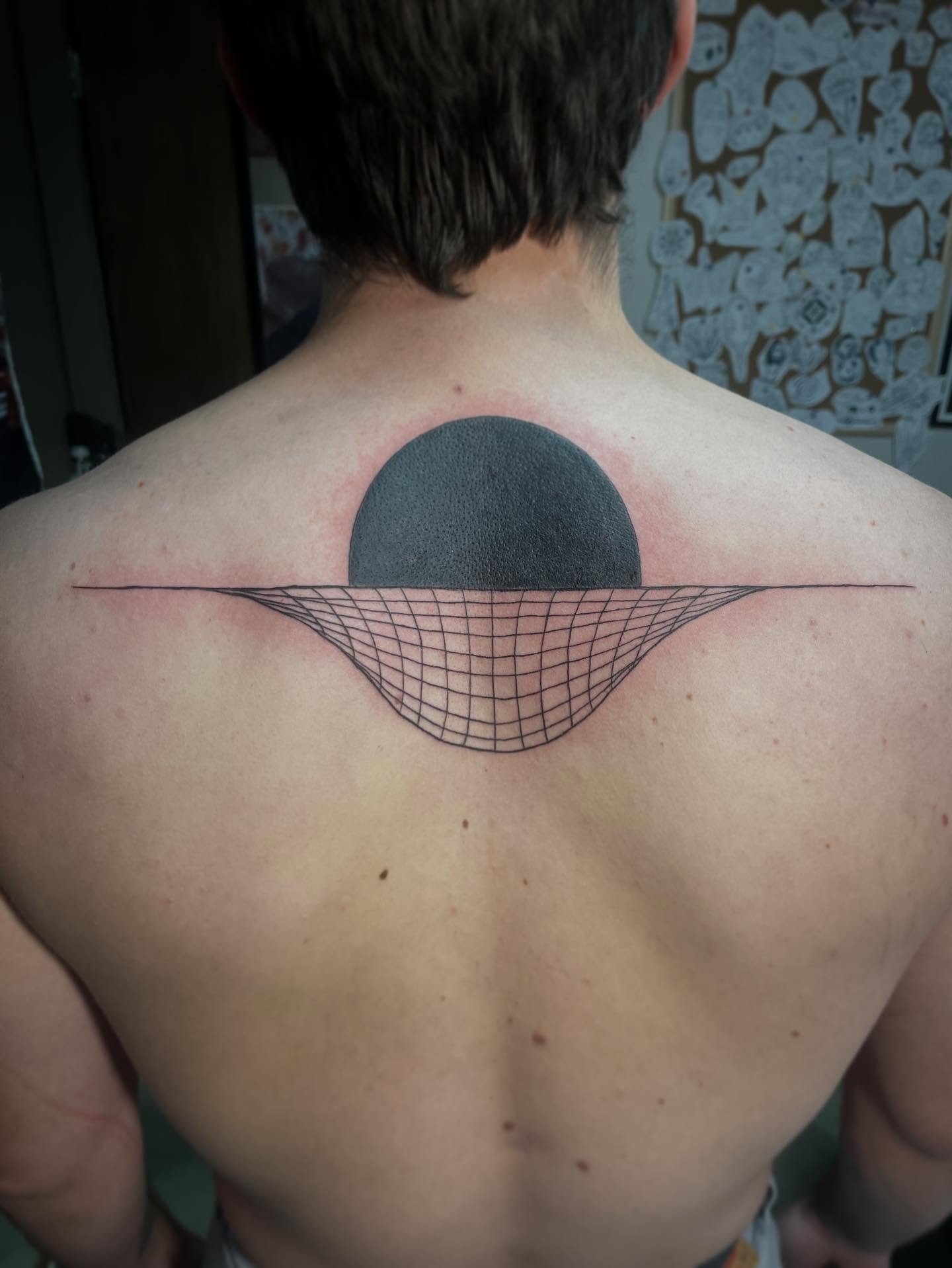 Another cool tattoo concept from last fall. 
February is almost full. Books open for March-April, link to book in my bio. ✨
-
-
-
#gravity #space #tattoo #tattooart #buffalotattooartist