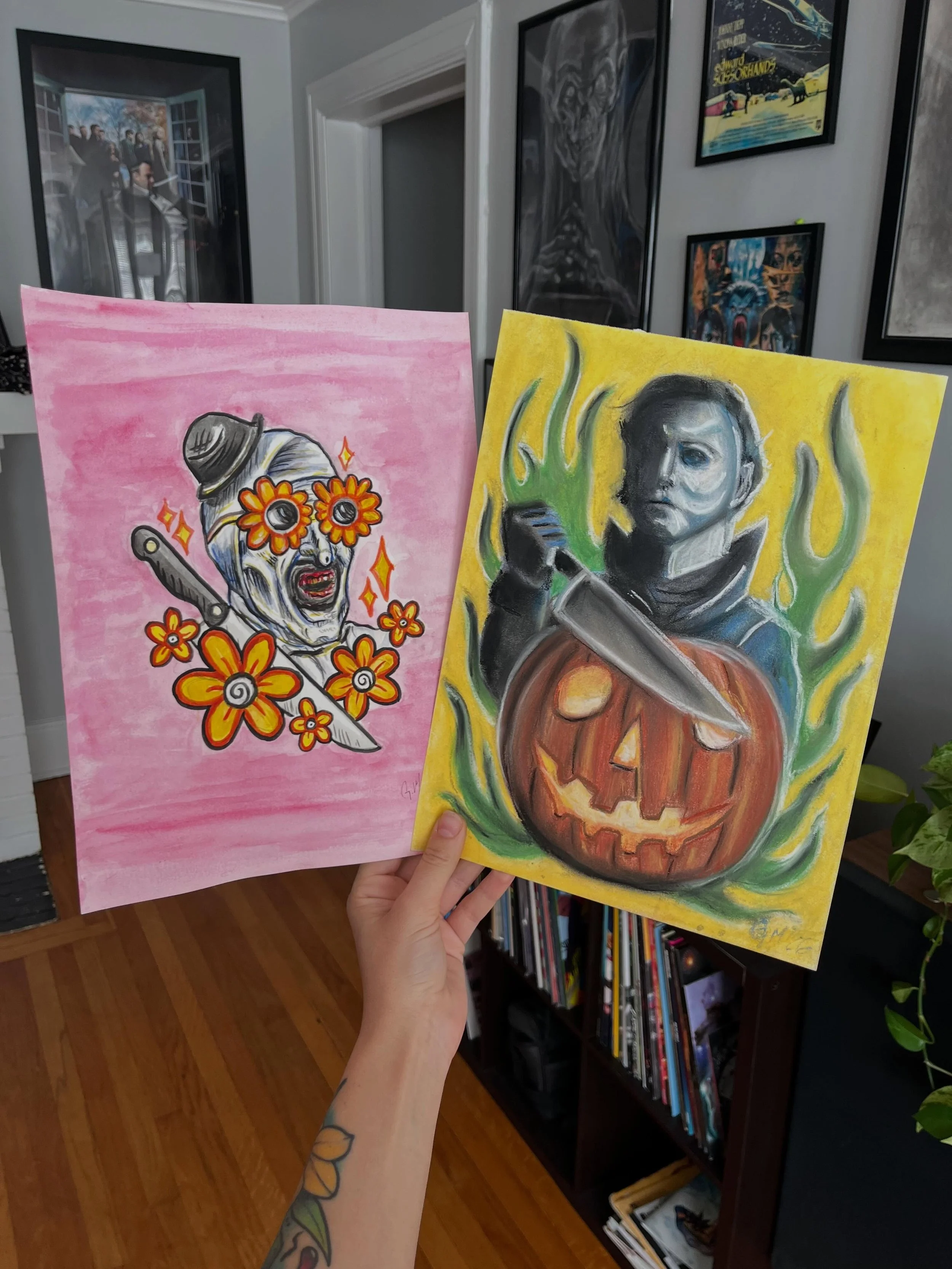 Art &amp; Michael 🔪🩸
I&rsquo;ll have prints of these dudes at @thenightmarecrowd booth this weekend at @buffalohorrorgaragesale ✨😈
Lots of really amazing artists, vendors and guests will be there! 👻
Art is painted with watercolors and Michael I u