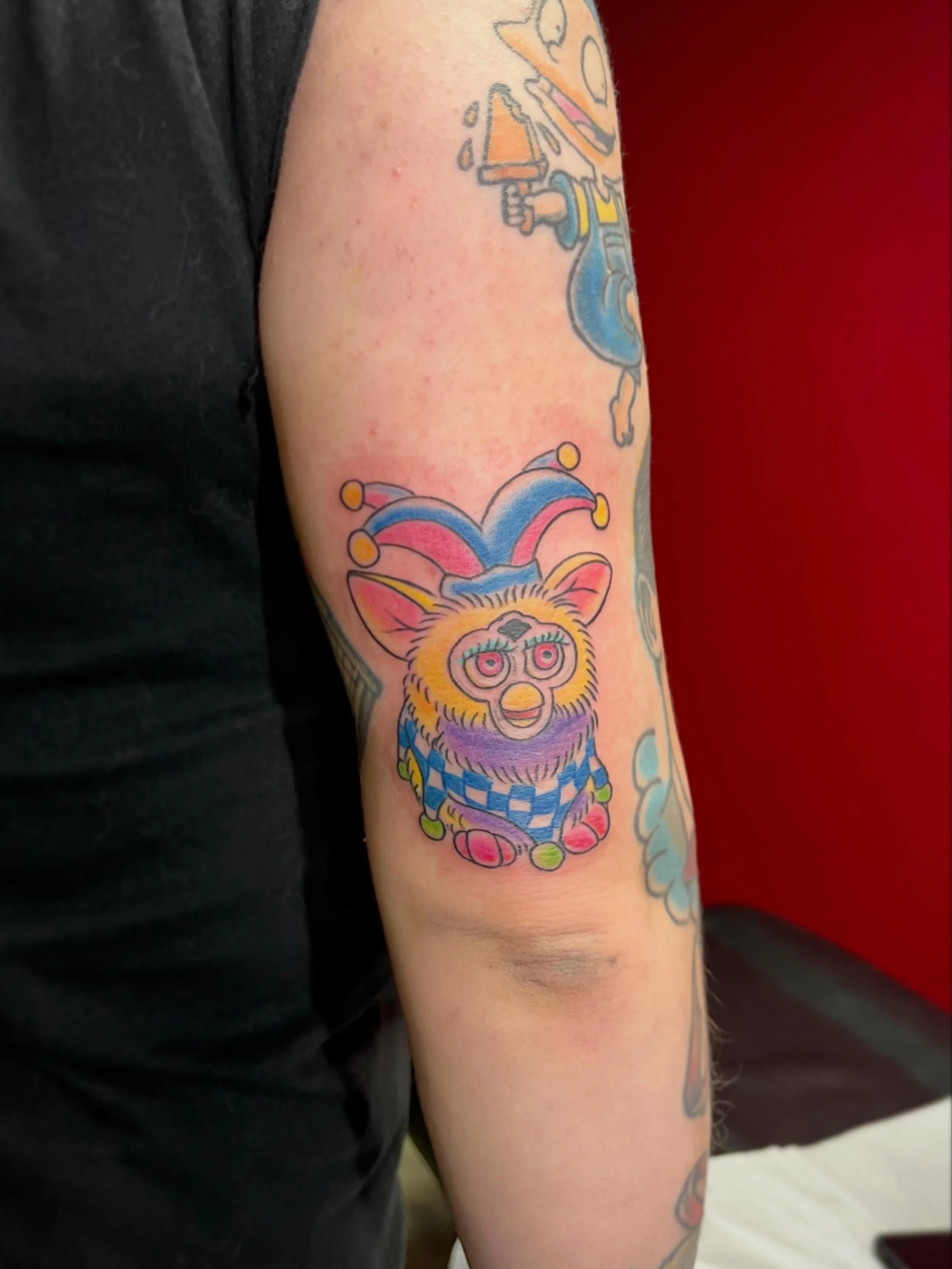 No gods. No masters. Only Furby. 🙏
Would love to tattoo more 90s kids nostalgia! 
(Healed Tommy Pickles above!) 
Link to book in my bio ☀️
-
-
-
#buffalotattooartist #furby #90skid #elmwoodvillage #traditionaltattoo
