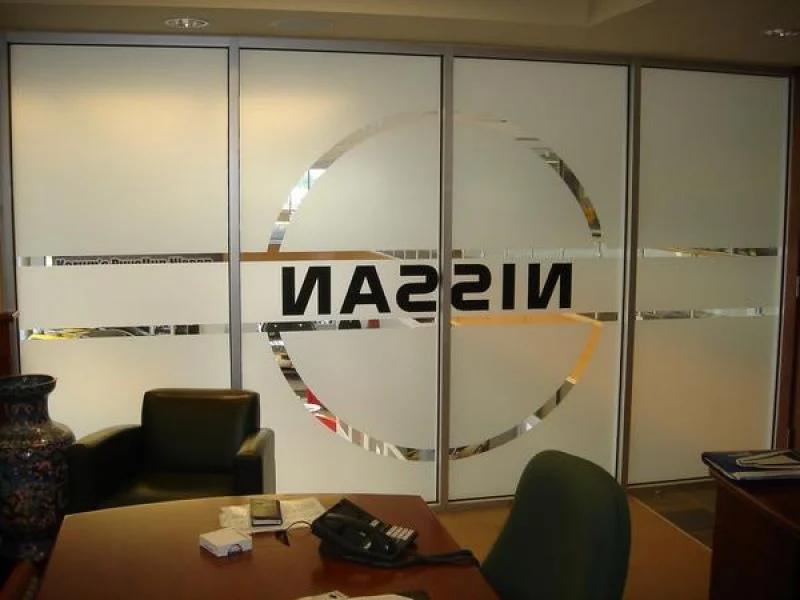 3M Frosted Crystal and Mat Black vinyl - Korum Nissan Puyallup,Wa
