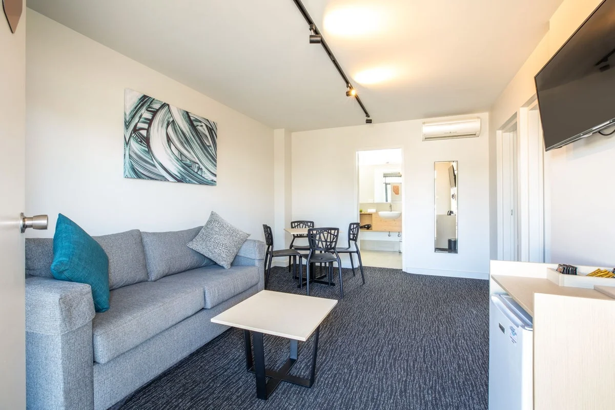 Accommodation in Laverton, VIC (5).jpg