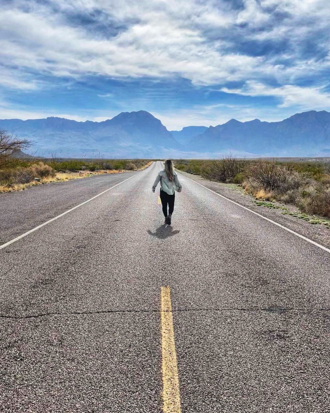 Big blue sky, mountains, cacti, desert and the open road. Big Bend, you are a beauty🌵⛰ 

What are your favorite National parks?? This one is now one of mine.
.⁣
.⁣
.⁣
.⁣
.⁣
#bigbend #bigbendnationalparktexas #bigbendtx #nationalparksusa #texas🇨🇱 #