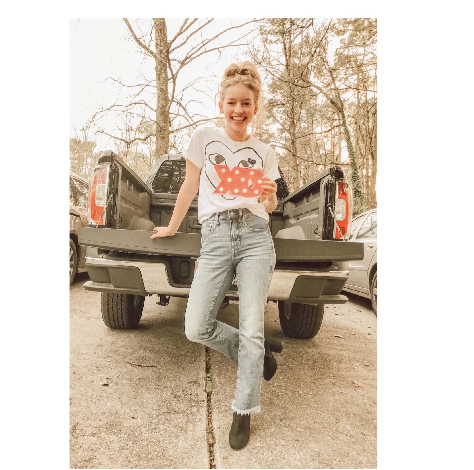 HOW TO HAVE THE BEST GALENTINE'S DAY!