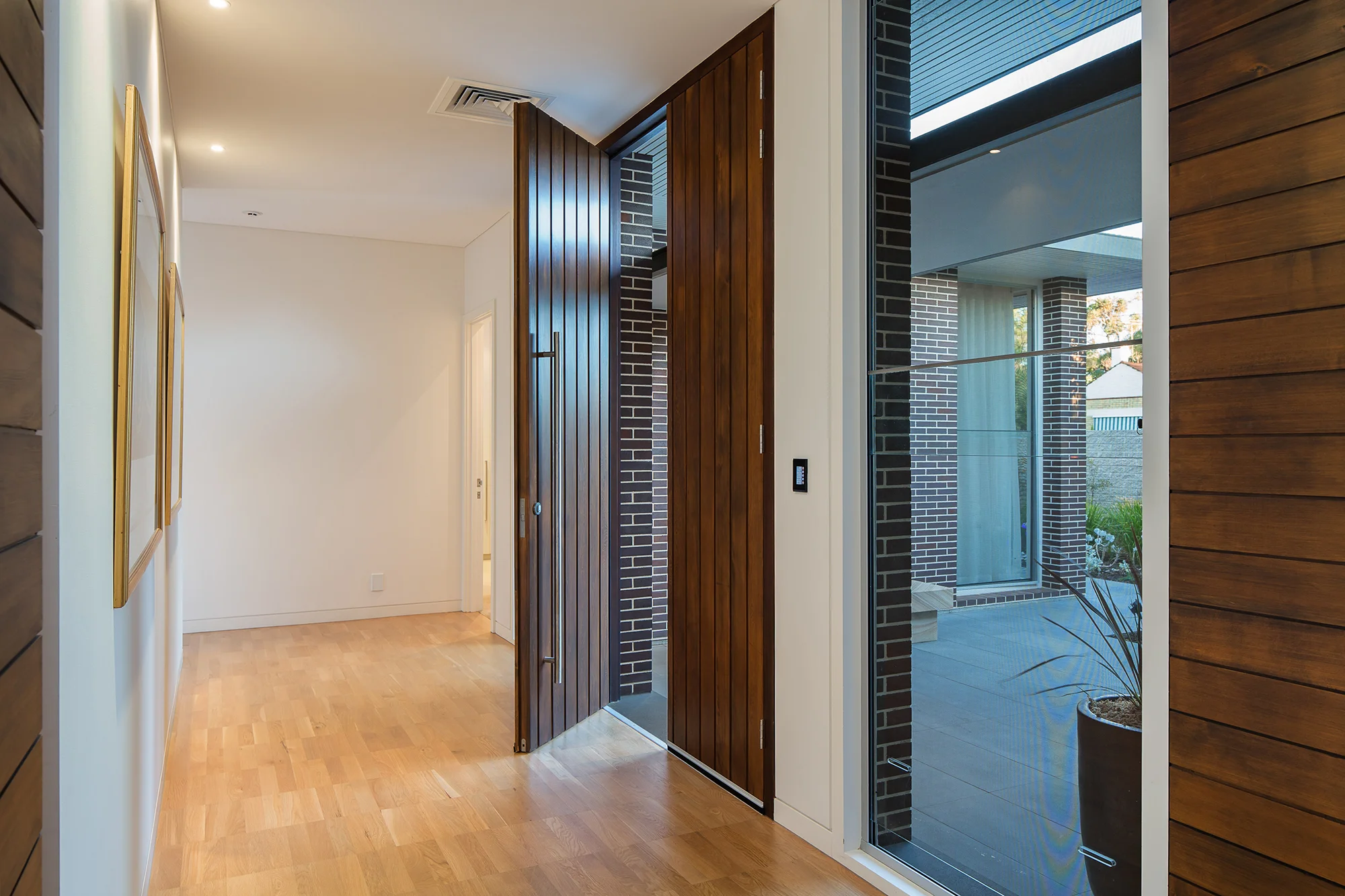 krivicbuilt-completed-homes-somerton-park-2-07.jpg