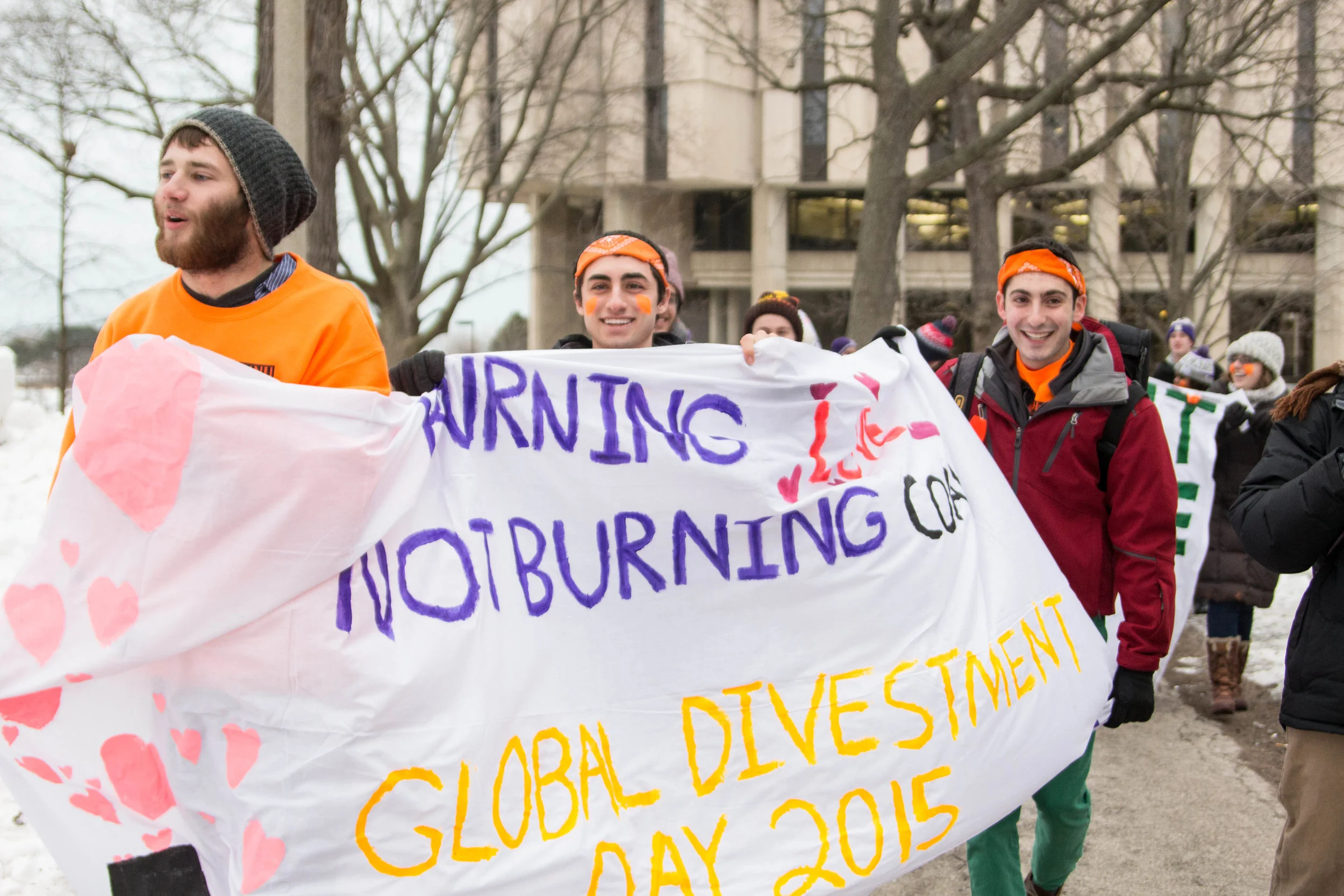 Students vote in favor of coal divestment in ASG election ballot