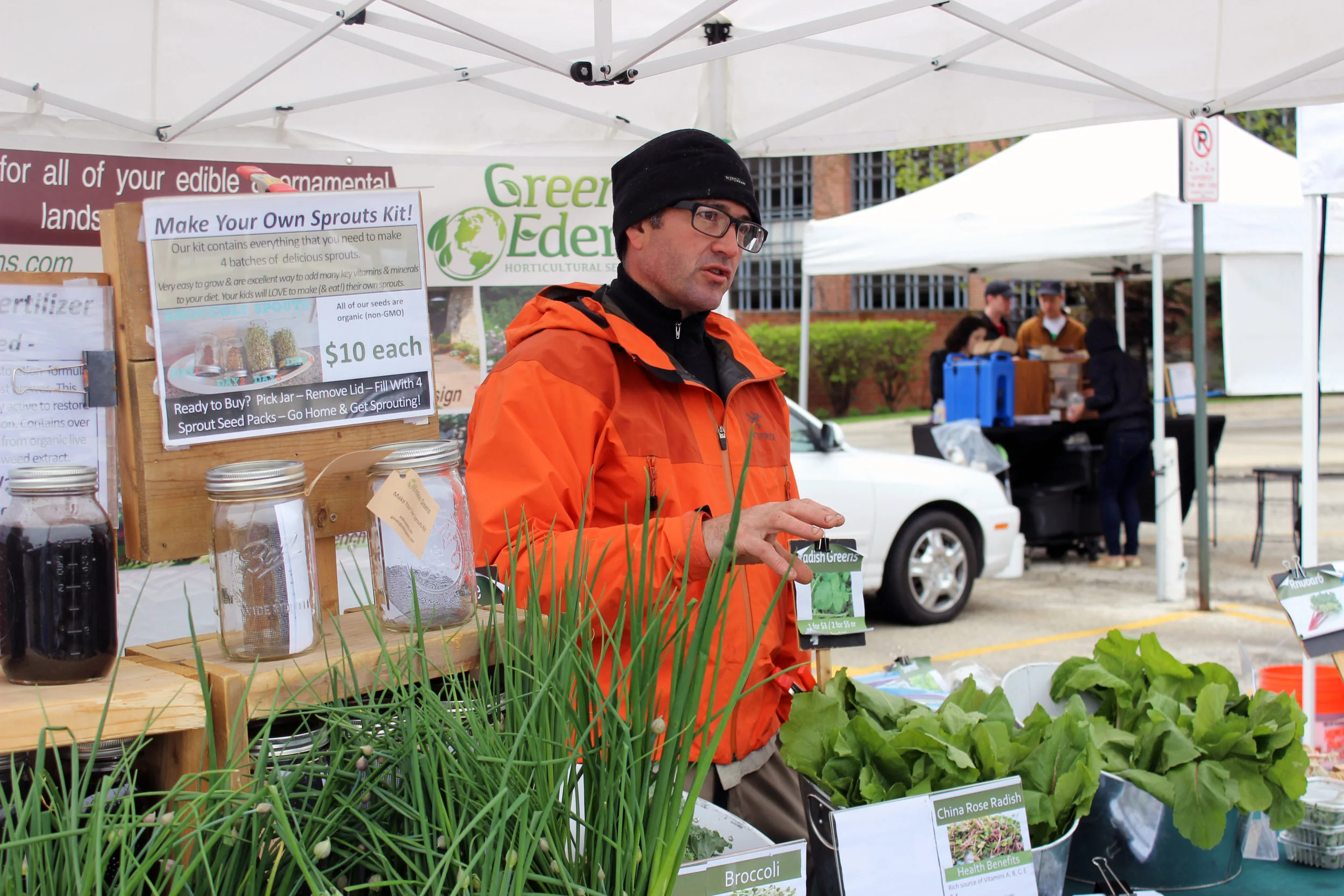 Photo Slideshow: Farmers' Market makes its season debut in downtown Evanston