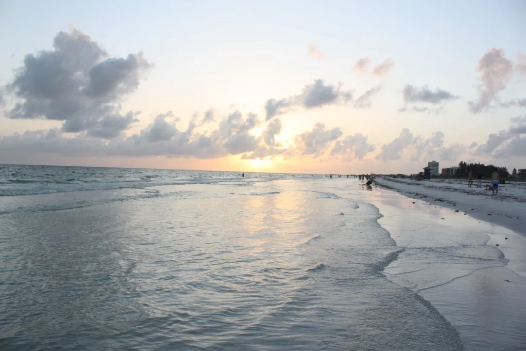 PHOTO: Siesta Key, FL