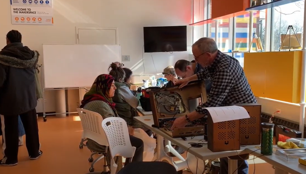 Evanston Group Educates Community in Lost Art of Repairs