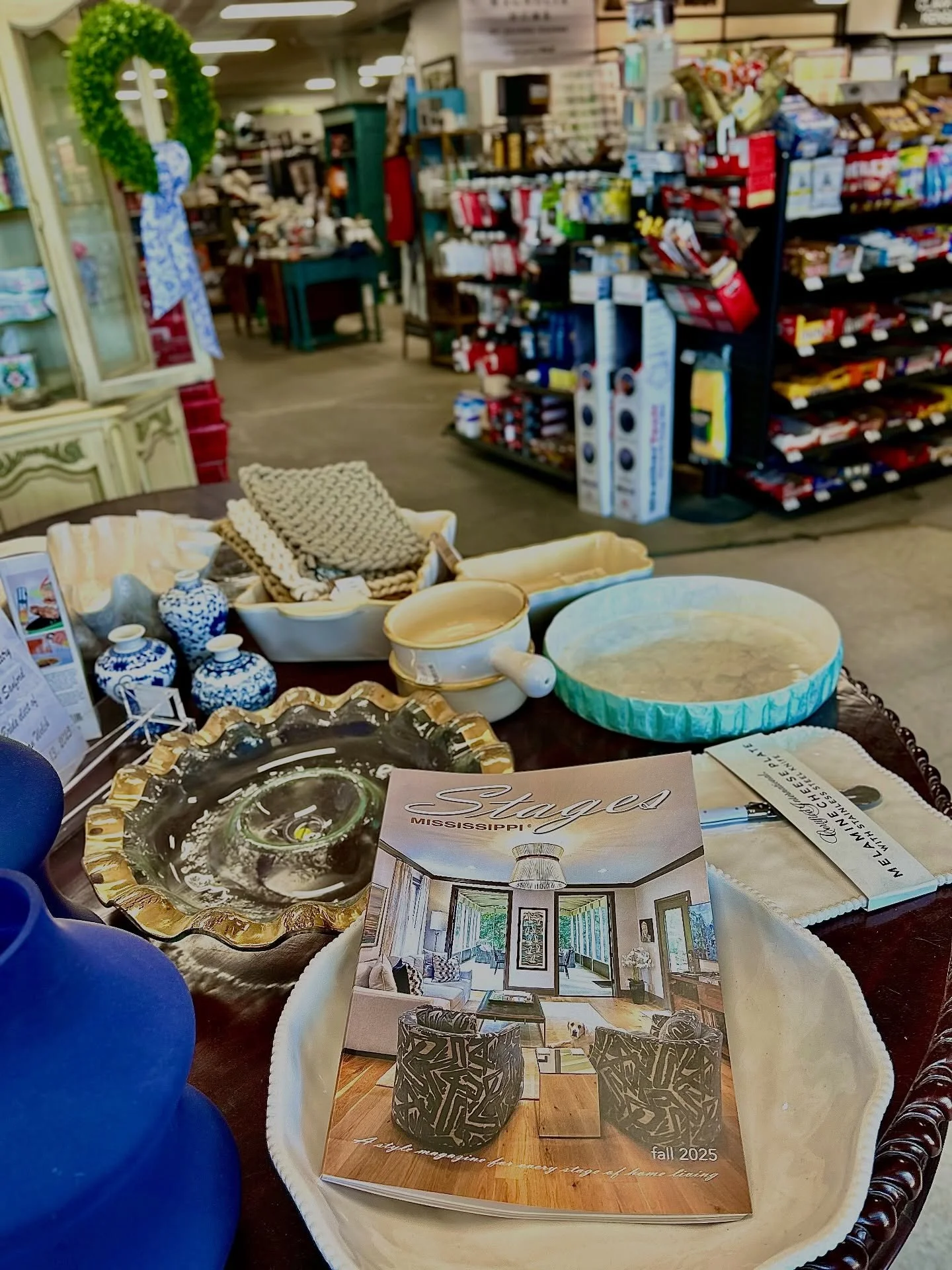 ⚒️ Looking for the perfect gift, the right tools, or a fresh coat of paint? 🎁 🎨 

At Central Building Supply Ace Hardware in Magee, we've got a great selection of his &amp; hers gifts, bridal registry items, paint, hardware, and lumber - all under 
