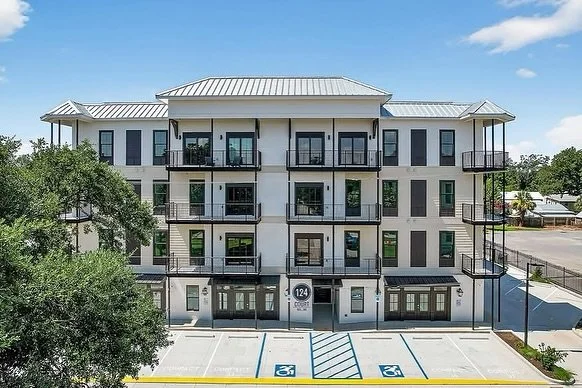 Now is the perfect time to explore luxury living at 124 Court in Bay St. Louis, MS!

For the latest pricing, contact Steve Drown at 228- 313-1063 or visit
# 124court.com. @124.court 

Stages Mississippi 

#stagesms
#124court #condominium
#luxurycondo