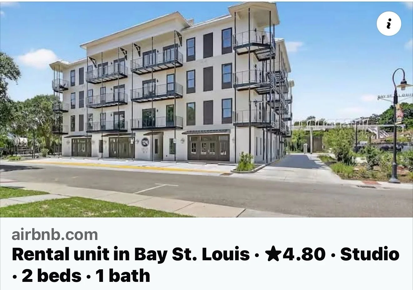 It's the perfect time for getaway....before all the holiday hustle &amp; bustle....or getaway for the holiday hustle and bustle 😬😊!

Either way, this gorgeous luxury studio in Old Town Bay St. Louis is the perfect spot....&quot;Courting the Bay&quo