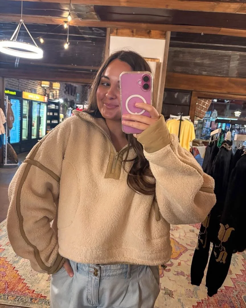 Beautiful new arrivals at Mere Grace!  Check out their Instagram page! @shopmeregrace 

Stages Mississippi 

#stagesms