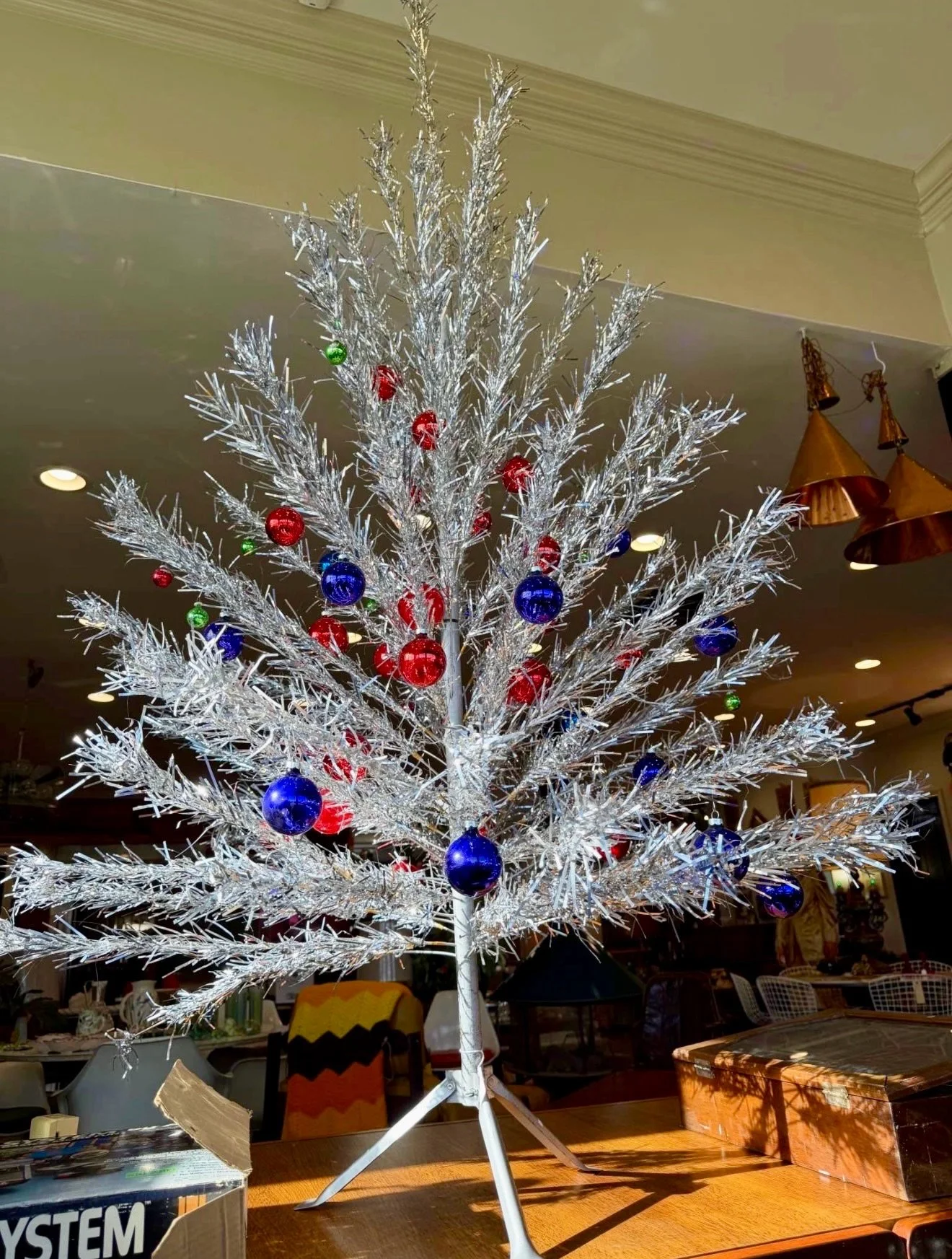 Stop by Mid-Century &amp; More Vintage located at 295 Hwy 51 in Ridgeland. 
@mcmvintage86 

Don't forget to pick up a copy of Stages Mississippi winter issue.

Stages Mississippi 

#stagesms