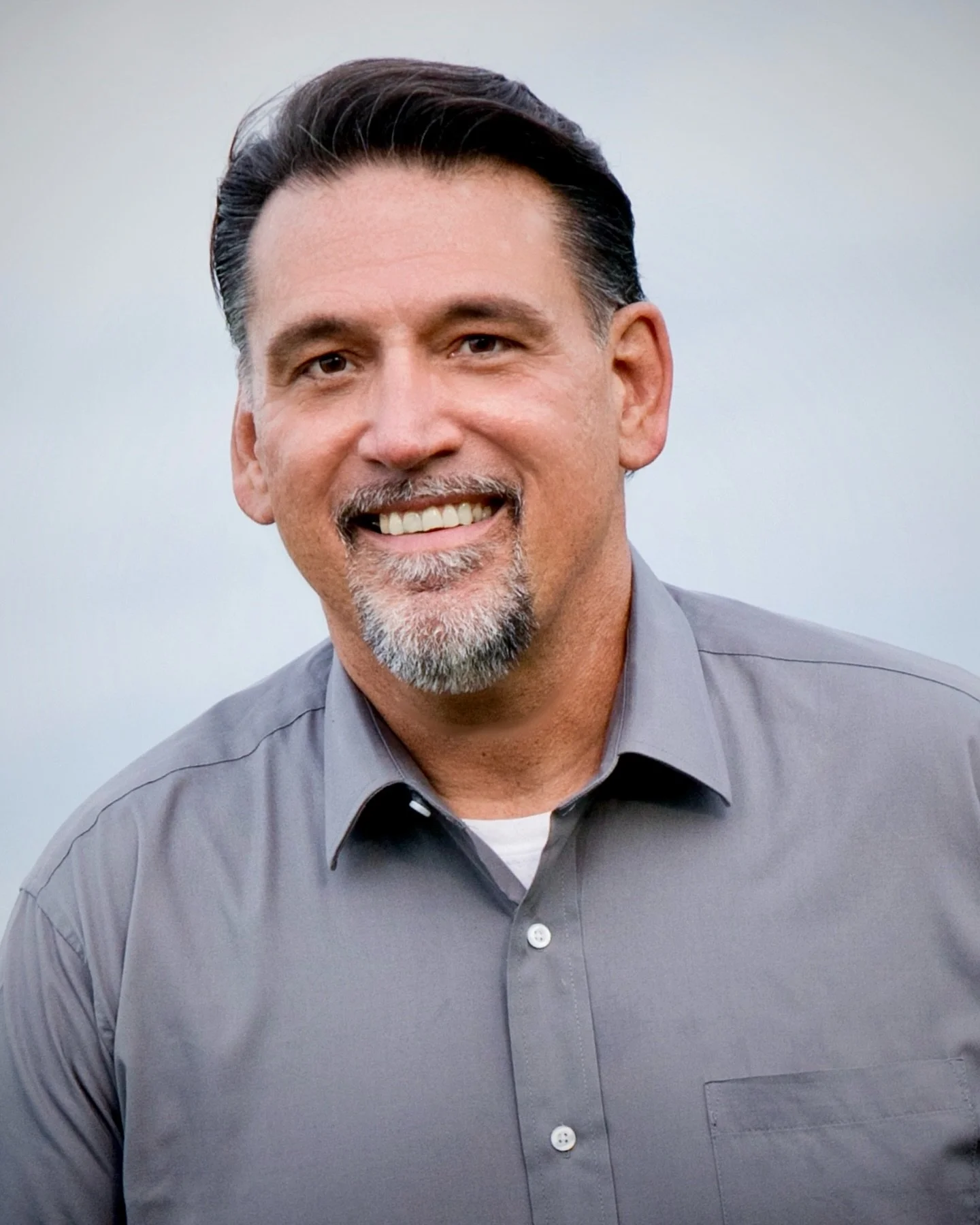 Meet Stephen Nettles... 

Clinton native and Clinton High School graduate, Stephen&rsquo;s journey has taken him from Ole Miss music scholarship student to Interior Design, Paralegal studies, and Fine Arts at Mississippi College and Belhaven.

With 3