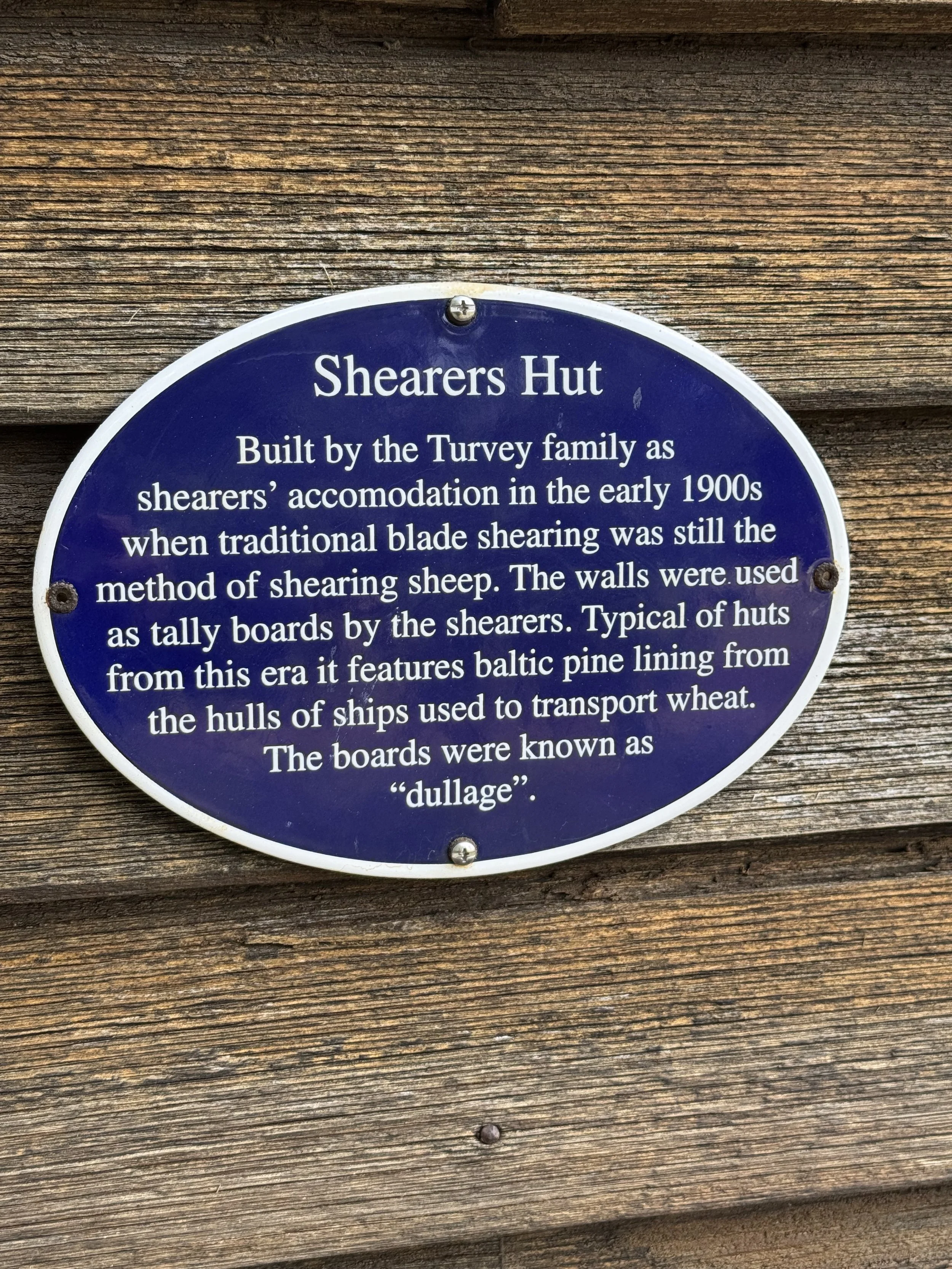 The Shearers Hut Badge MO+ The Renewal Edit.jpg